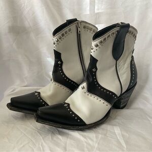 Old Gringo Yippee Ki Yay Collection The Natasha Bootie Cowboy Boots Women’s 7.5B